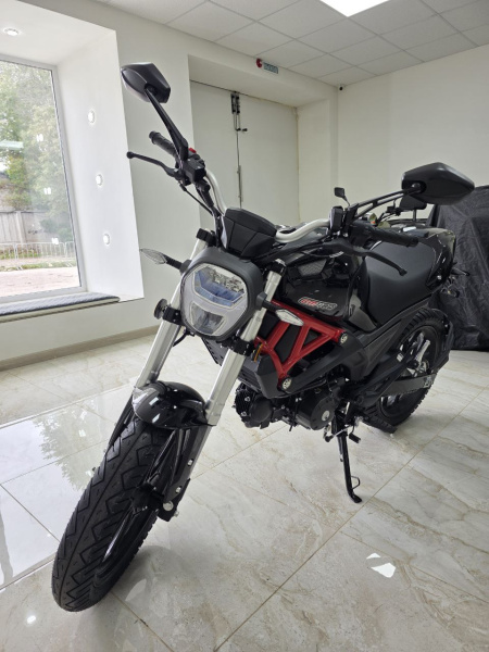 Мопед VMC Monster Plus CM48Q 48 см3 СЕРИЯ Y1250 (двиг. фара LED линза)