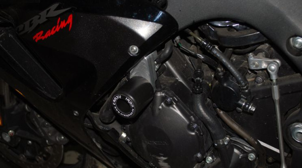 Слайдеры Honda CBR1000RR `04-`07 без доработки пластика