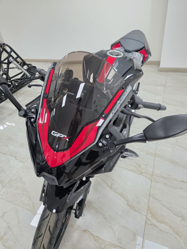 Мотоцикл GPX Demon 250 R