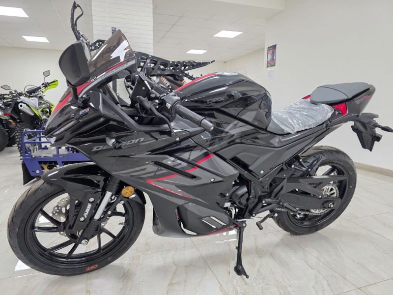 Мотоцикл GPX Demon 250 R