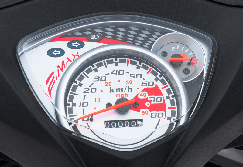 Скутер Regulmoto EAGLE 50 (LJ80QT-3L) колёса R12