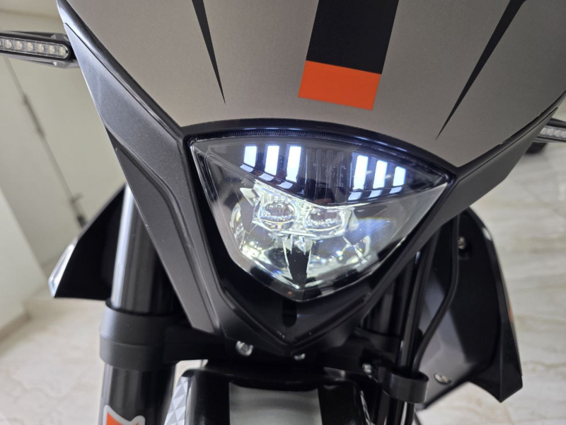 Мотоцикл Regulmoto CR-X PRO