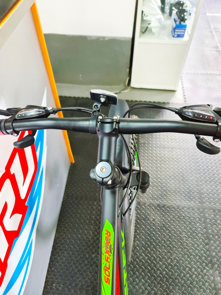 Велосипед 27.5" KROSTEK ROCKY 705