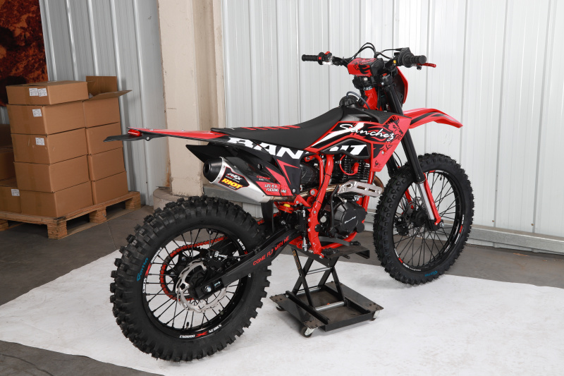 Мотоцикл Sanchez Bandit CB300F