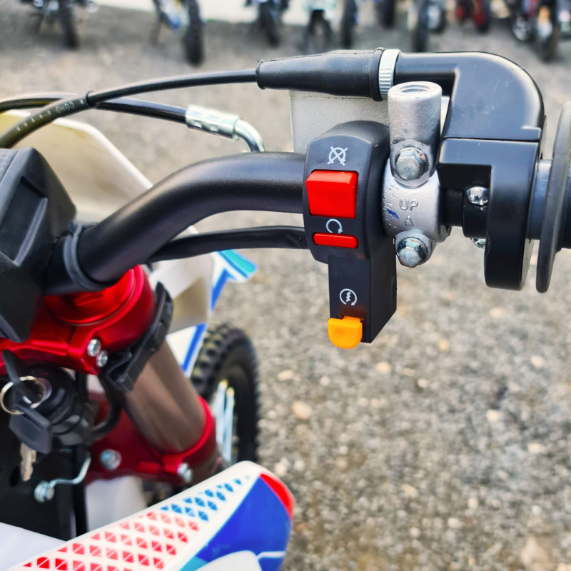 Мотоцикл Кросс Motoland CRF250 (165FMM)