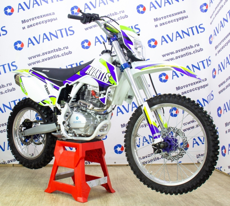 Мотоцикл Avantis FX 250 Basic (172 FMM)