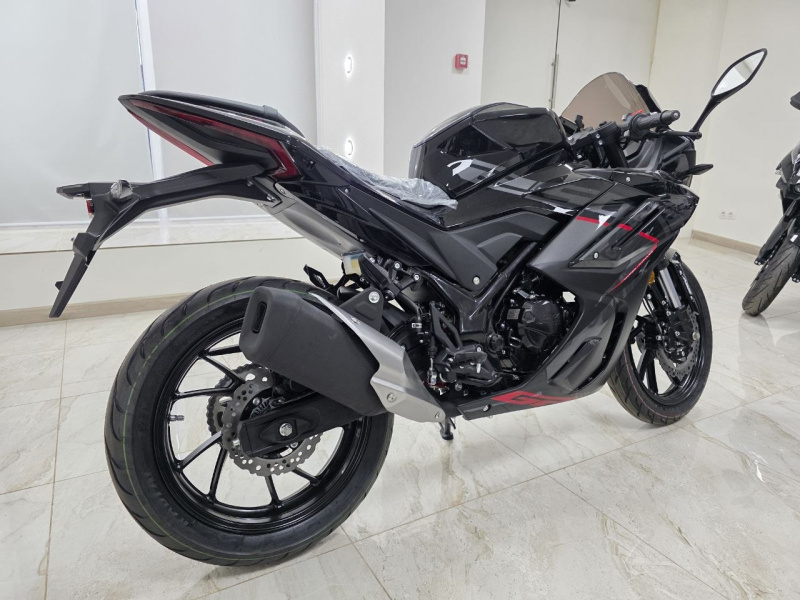 Мотоцикл GPX Demon 250 R