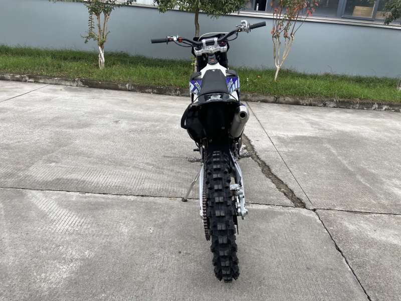 Мотоцикл ROLIZ CROSS 3 LX1E66MM 250cc без ПТС