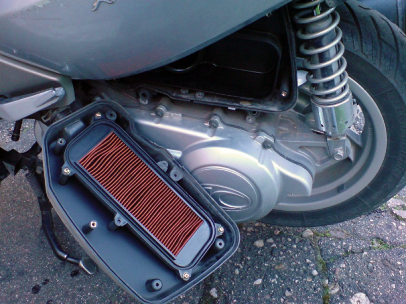 Замена воздушного фильтра скутера