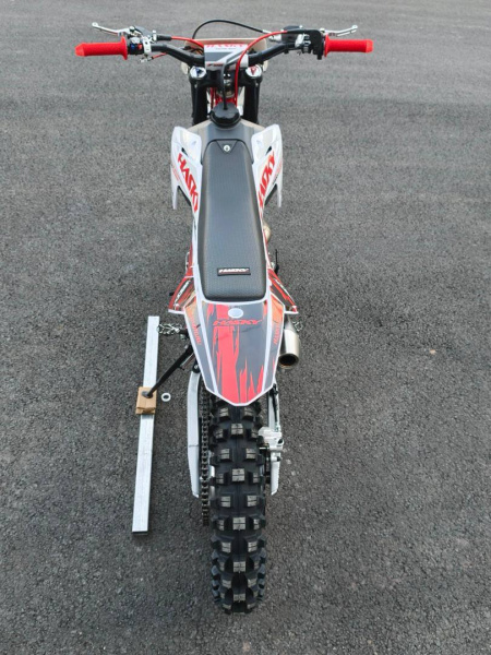 Мотоцикл Hasky F9 RIDE YB300H