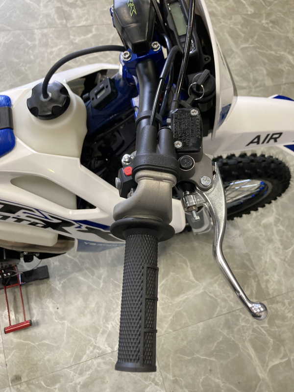 Мотоцикл кроссовый TRX AIR 300 YBH