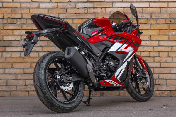 Мотоцикл GPX Demon 250 R