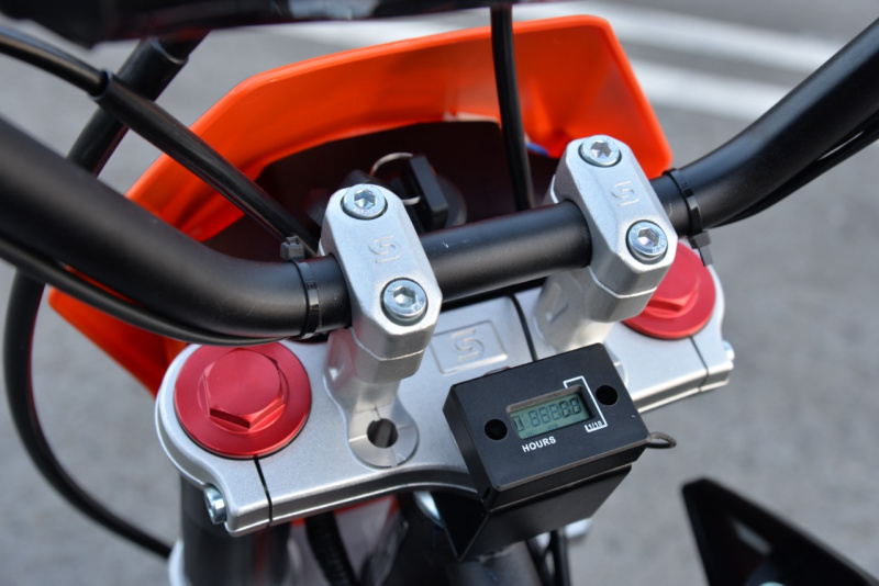 Питбайк Regulmoto Seven Pro 17/14, 125/49 сс Питбайк Regulmoto Seven Pro 17/14, 125/49 сс