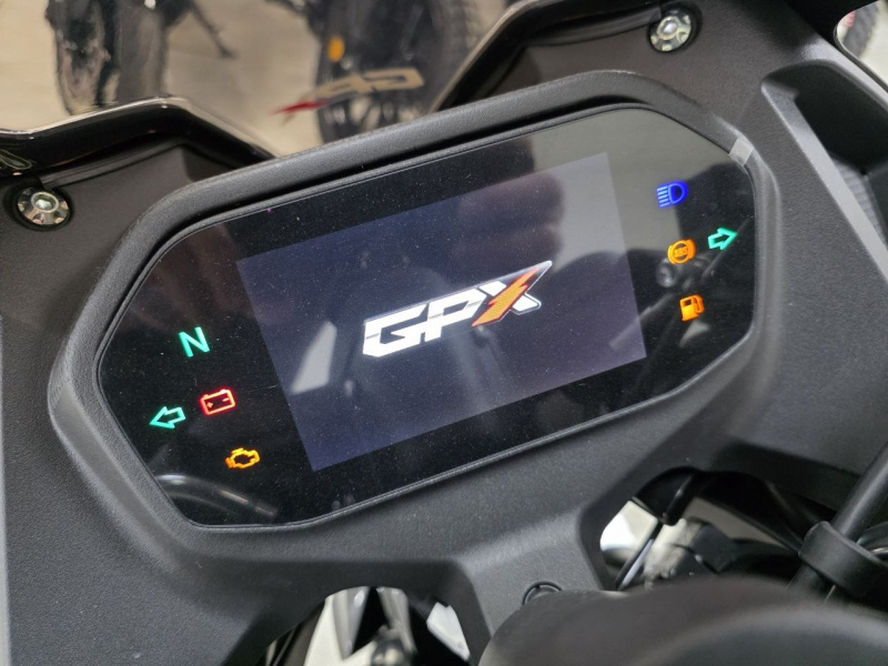 Мотоцикл GPX Demon 250 R