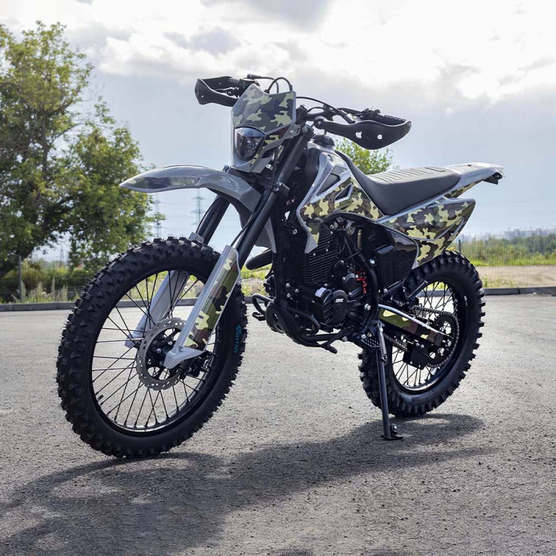 Мотоцикл BRZ Z7 CB300F 