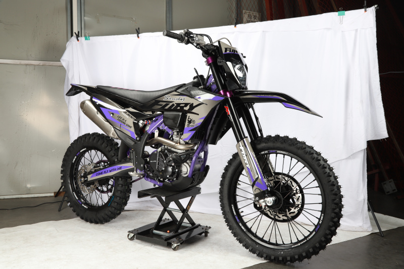 Мотоцикл Sanchez Fury NB300